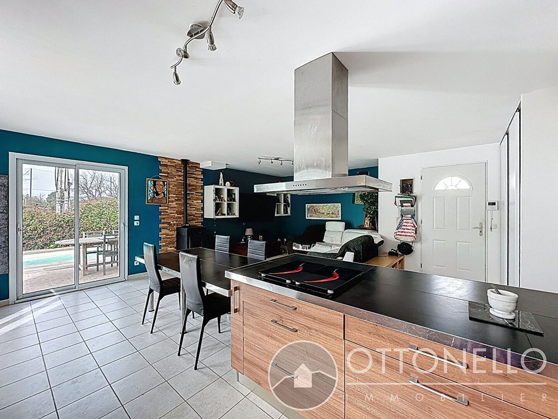 Villa in Ecarts, Roquebrune-sur-Argens, France 3 - 17556678