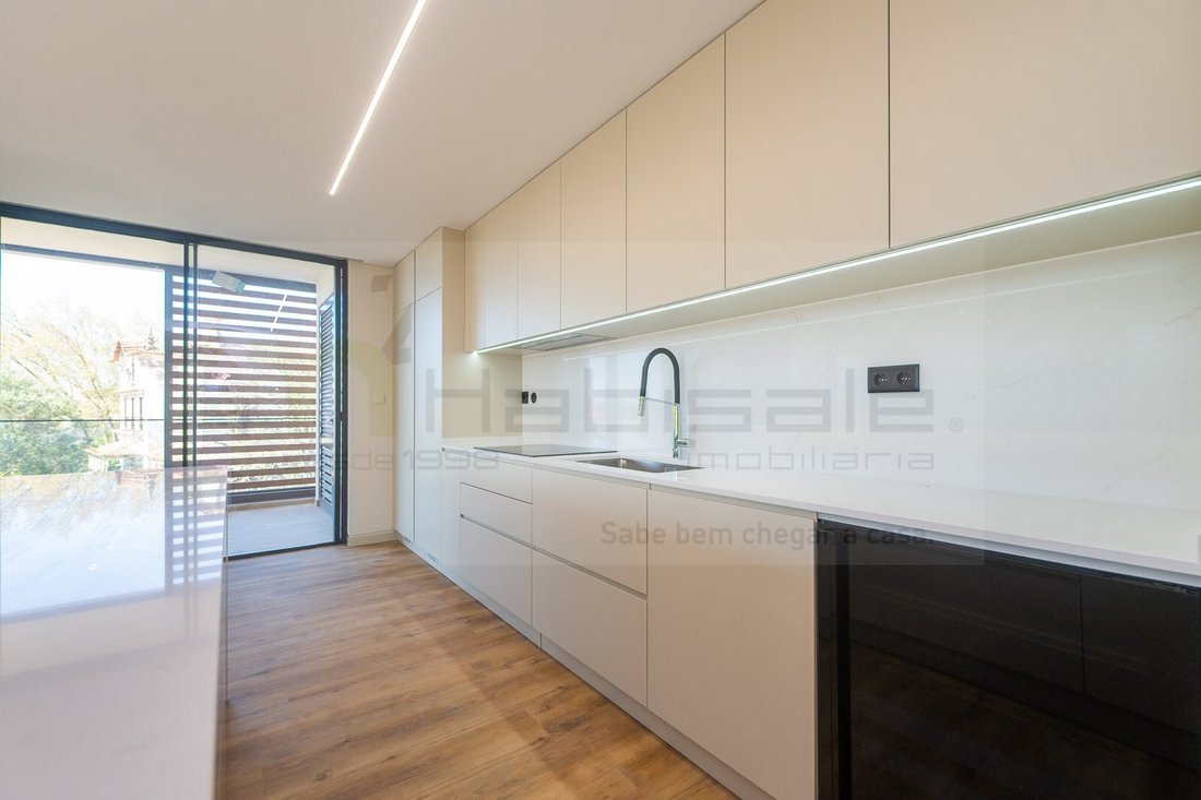 Apartment in Carcavelos e Parede, Lisbon, Portugal 3 - 17558598
