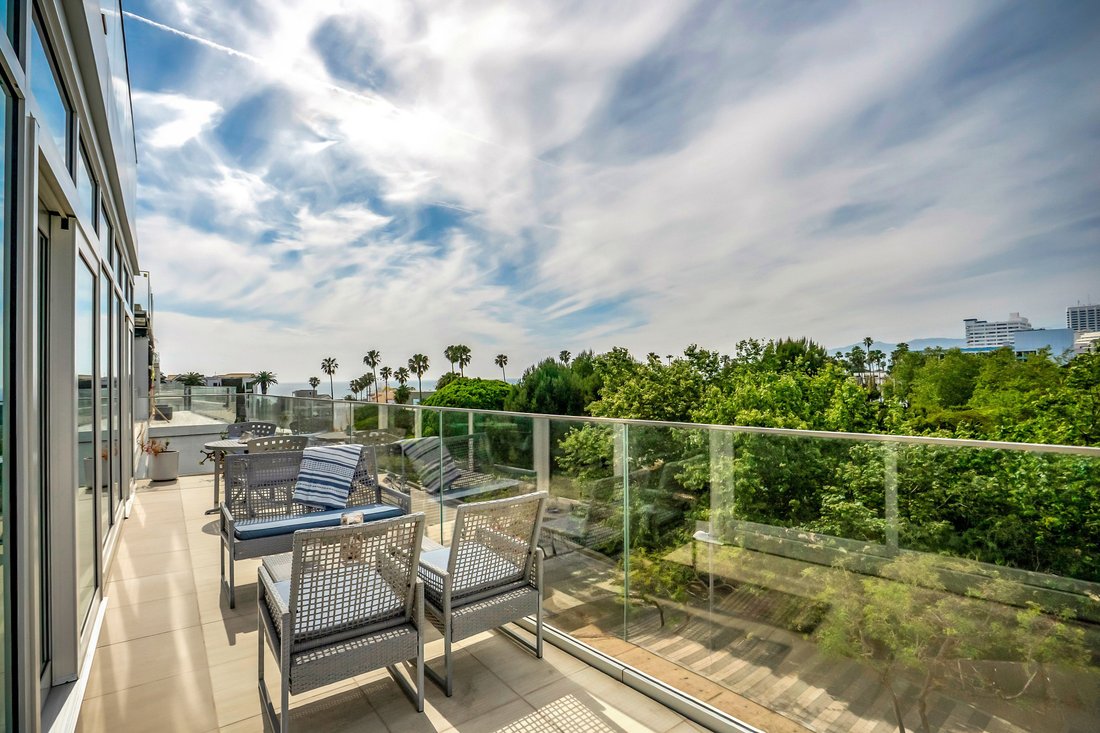 Condo in Santa Monica, California, United States 1 - 17563011
