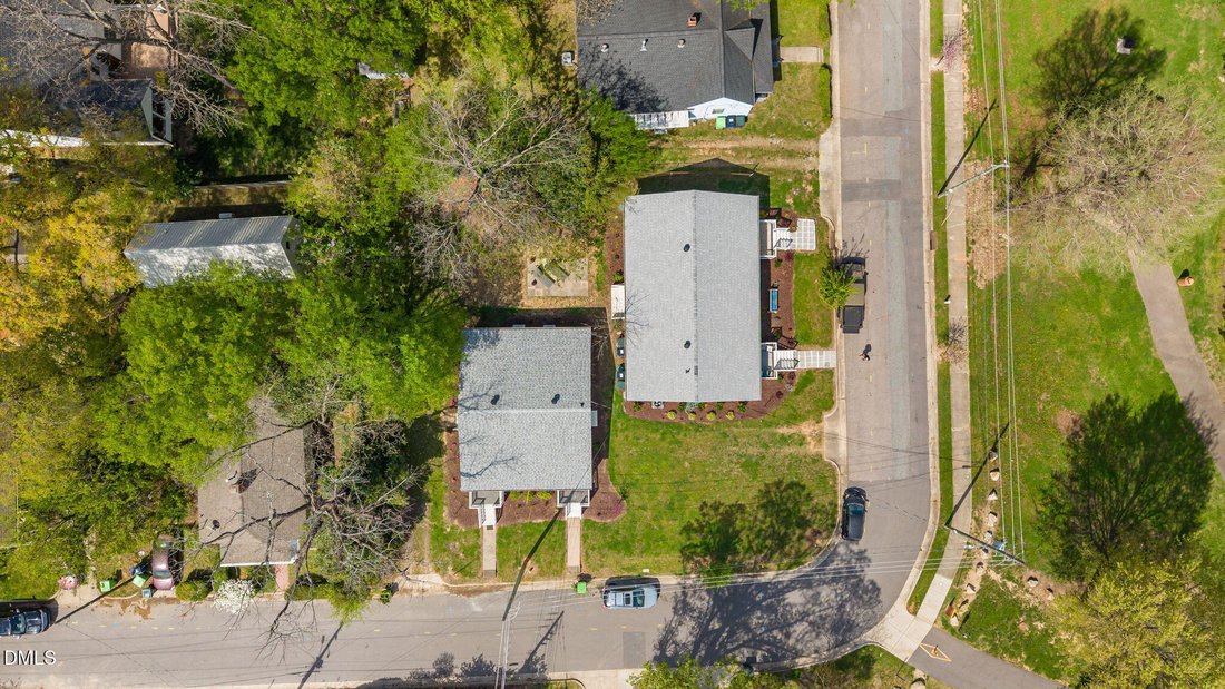 Raleigh, North Carolina, United States 3 - 17557302