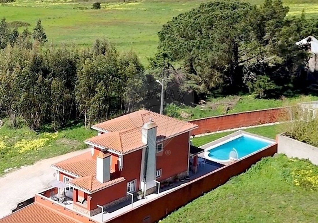 House in Santo Quintino, Lisbon, Portugal 1 - 17558096