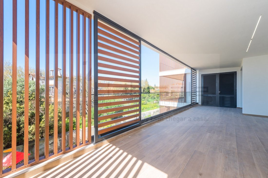 Apartment in Carcavelos e Parede, Lisbon, Portugal 1 - 17558615