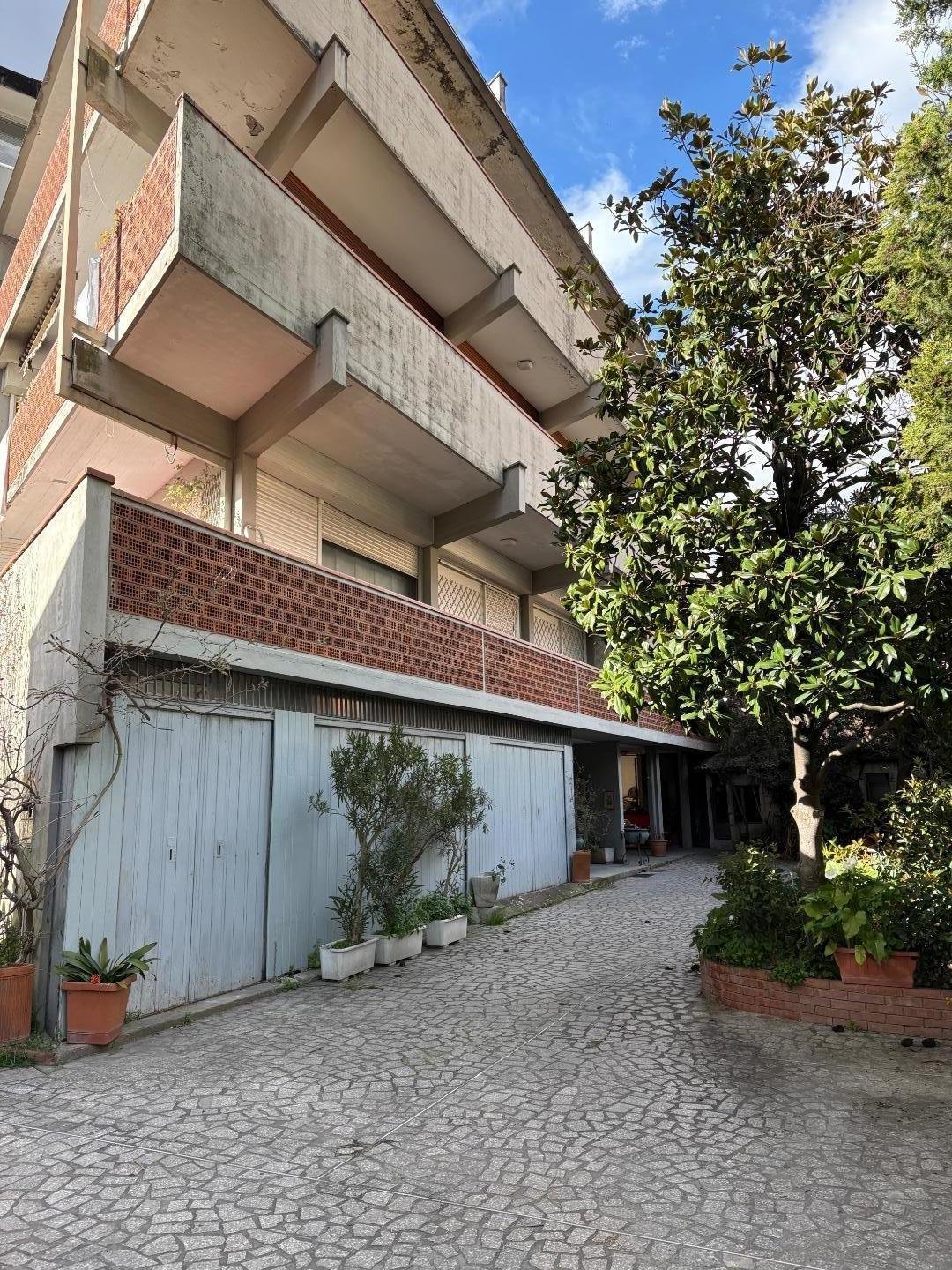Center, Marina di Carrara, Tuscany 1 - 17560037