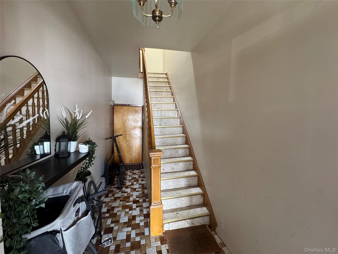 House in New York, New York, United States 4 - 17571035
