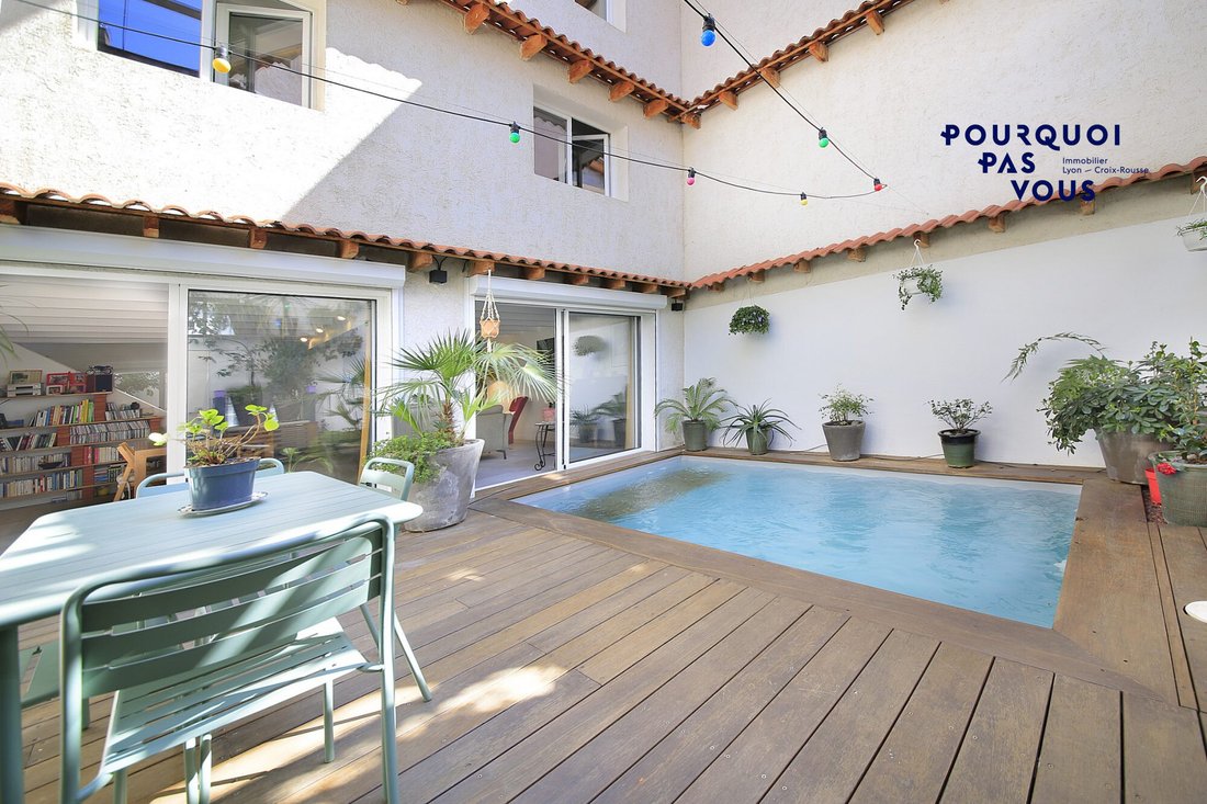 House in Zola - Pressence, Villeurbanne, France 2 - 17566819