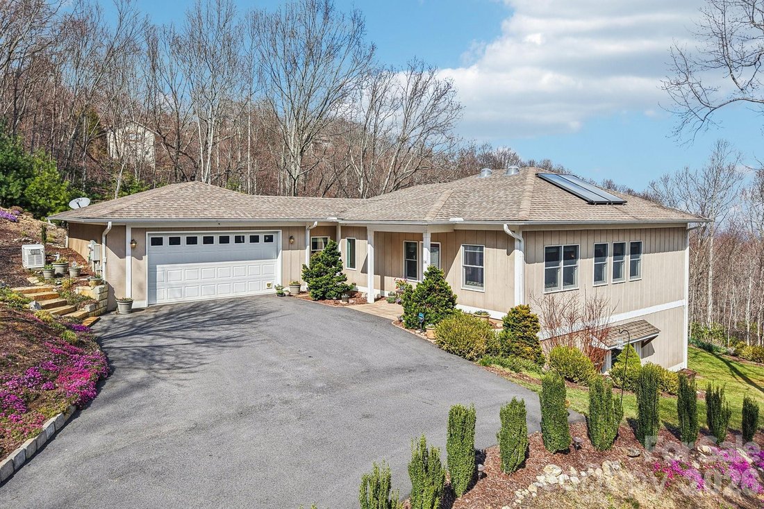 House in Leicester, North Carolina, United States 5 - 17563136