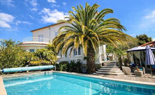 Villa in Centre Ville, Royan, France 1