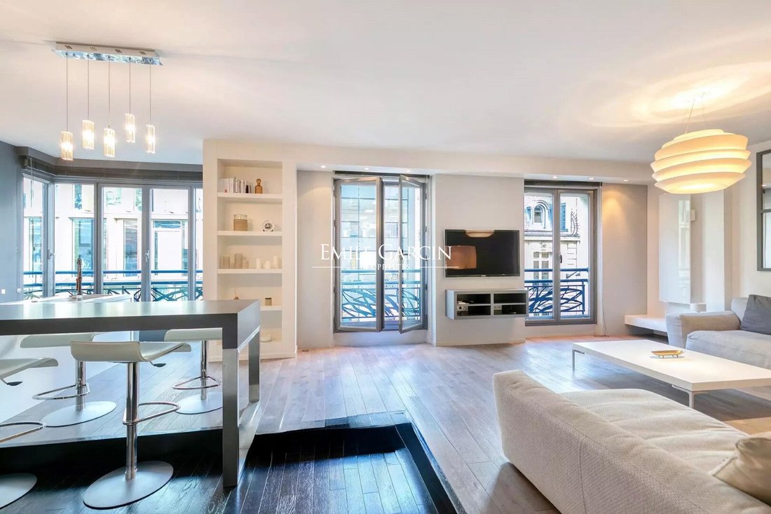 Apartment in Saint Philippe du Roule, Paris 8e Arrondissement, Paris 3 - 17560954