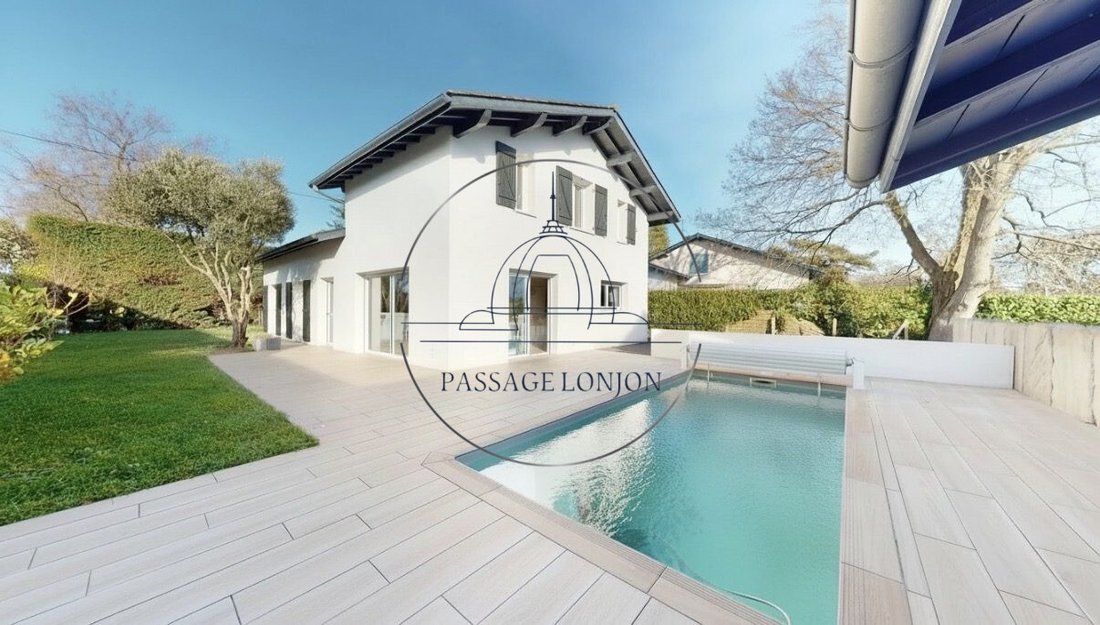 Villa in Bassussarry, Nouvelle-Aquitaine, France 2 - 17512796
