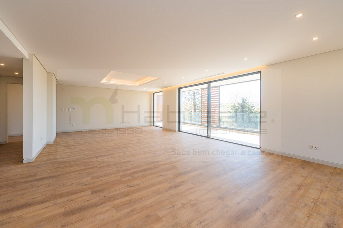 Apartment in Carcavelos e Parede, Lisbon, Portugal 2 - 17558615
