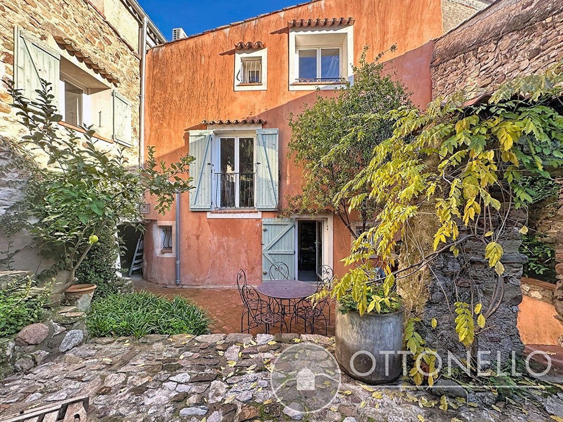 Villa in Village, Roquebrune-sur-Argens, France 1 - 17556666