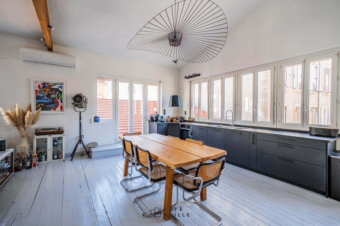 Apartment in Endoume, 7e Arrondissement, Marseille 4 - 17567331