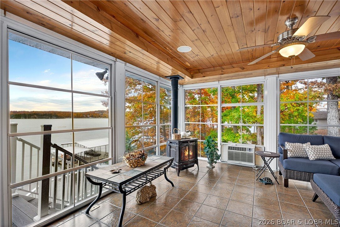 House in Sunrise Beach, Missouri, United States 4 - 17560113