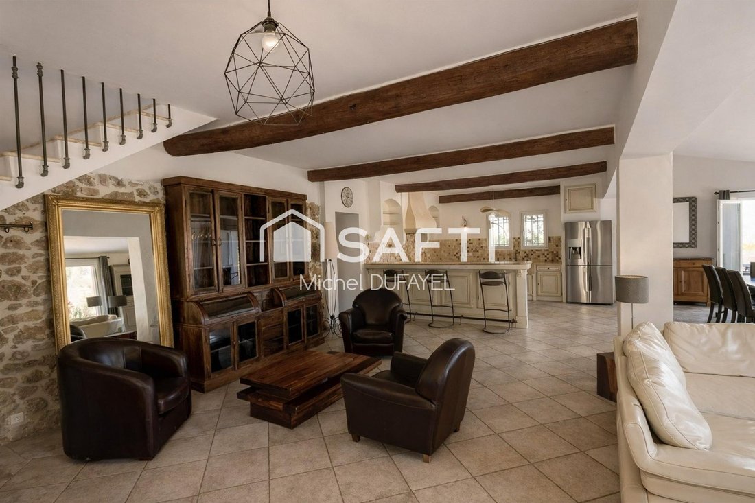 House in Bagnols-en-Forêt, Provence-Alpes-Côte d'Azur, France 5 - 16849604