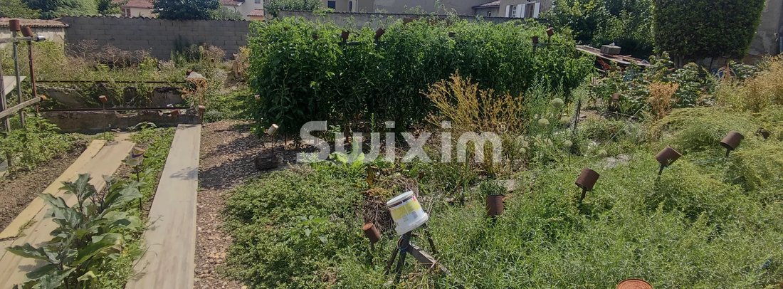 Estate in Charly, Auvergne-Rhône-Alpes, France 2 - 17558317