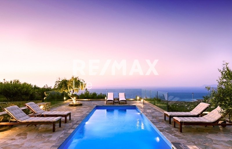 Villa in Community of Roussa Ekklisia, Sitia, Greece 2 - 17570851
