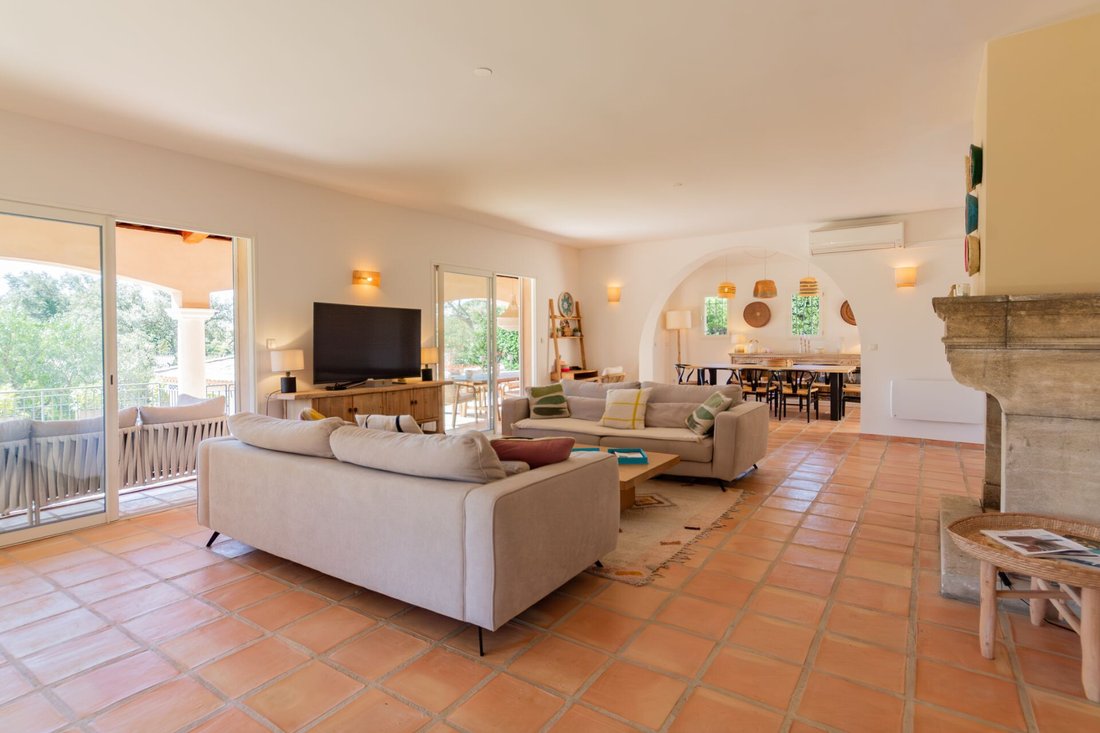 Villa in Grimaud, Provence-Alpes-Côte d'Azur, France 4 - 16662114