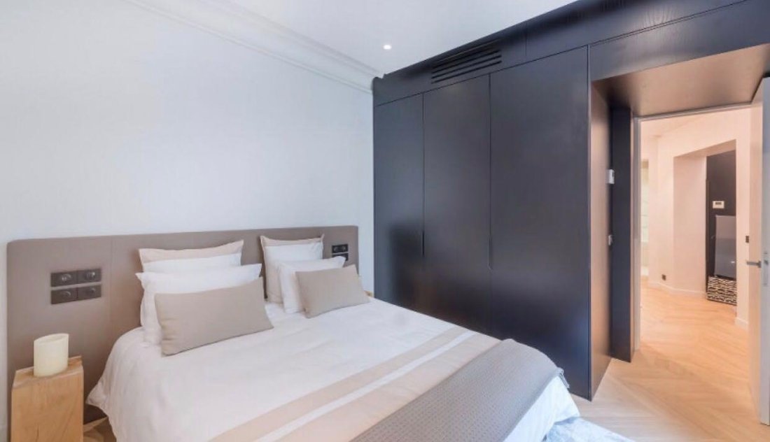 Apartment in Triangle d'Or, Paris 8e Arrondissement, Paris 4 - 17558405