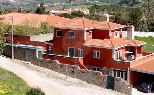 Haus in Santo Quintino, Lissabon, Portugal 1