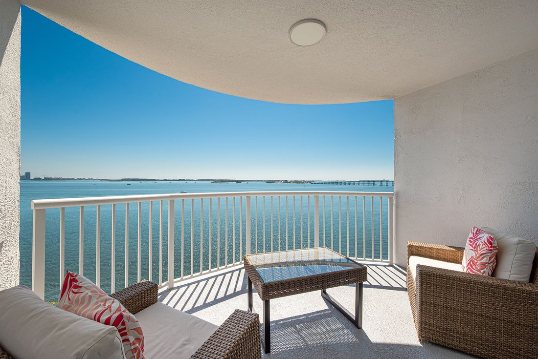 Condo in Miami, Florida, United States 1 - 17563605