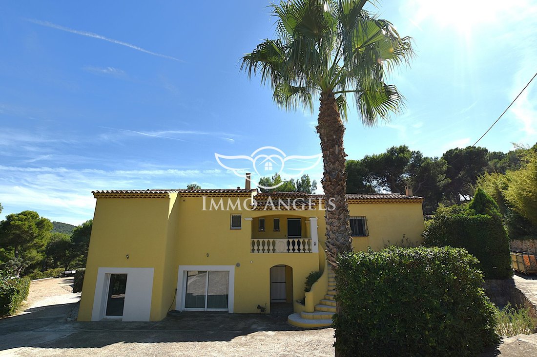 Villa in Ensuès-la-Redonne, Provence-Alpes-Côte d'Azur, France 2 - 16282124