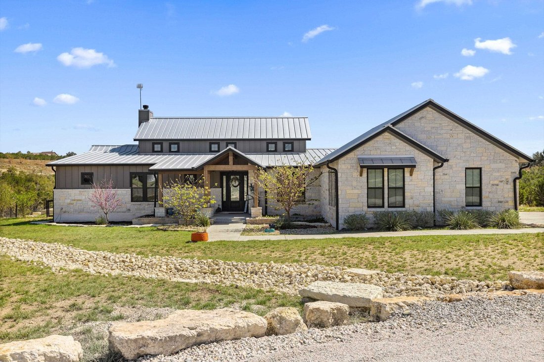 House in Johnson City, Texas, United States 3 - 17557363