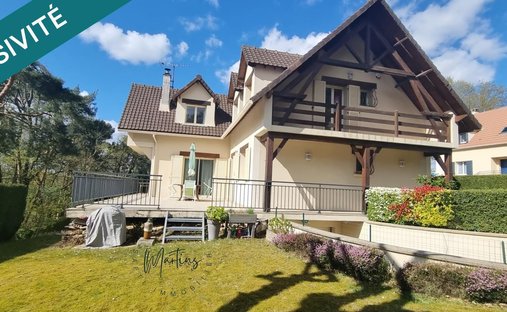 House in Centre Ville, Villebon-sur-Yvette, France 1