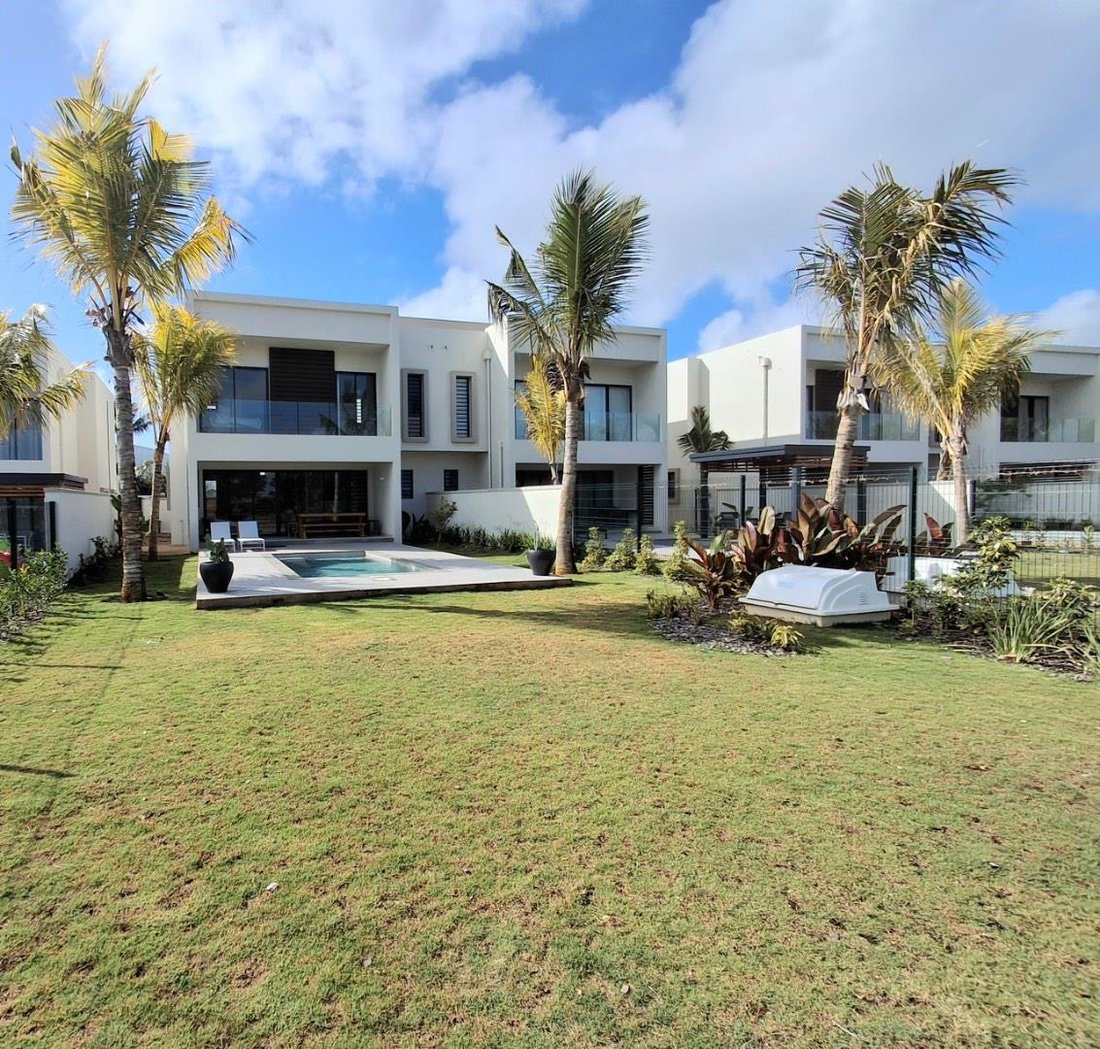 Townhouse in Rivière du Rempart, Rivière du Rempart District, Mauritius 1 - 17557094