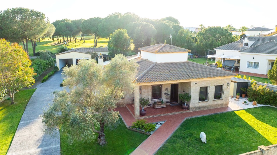 Townhouse in Aljaraque, Andalusia, Spain 2 - 17559092