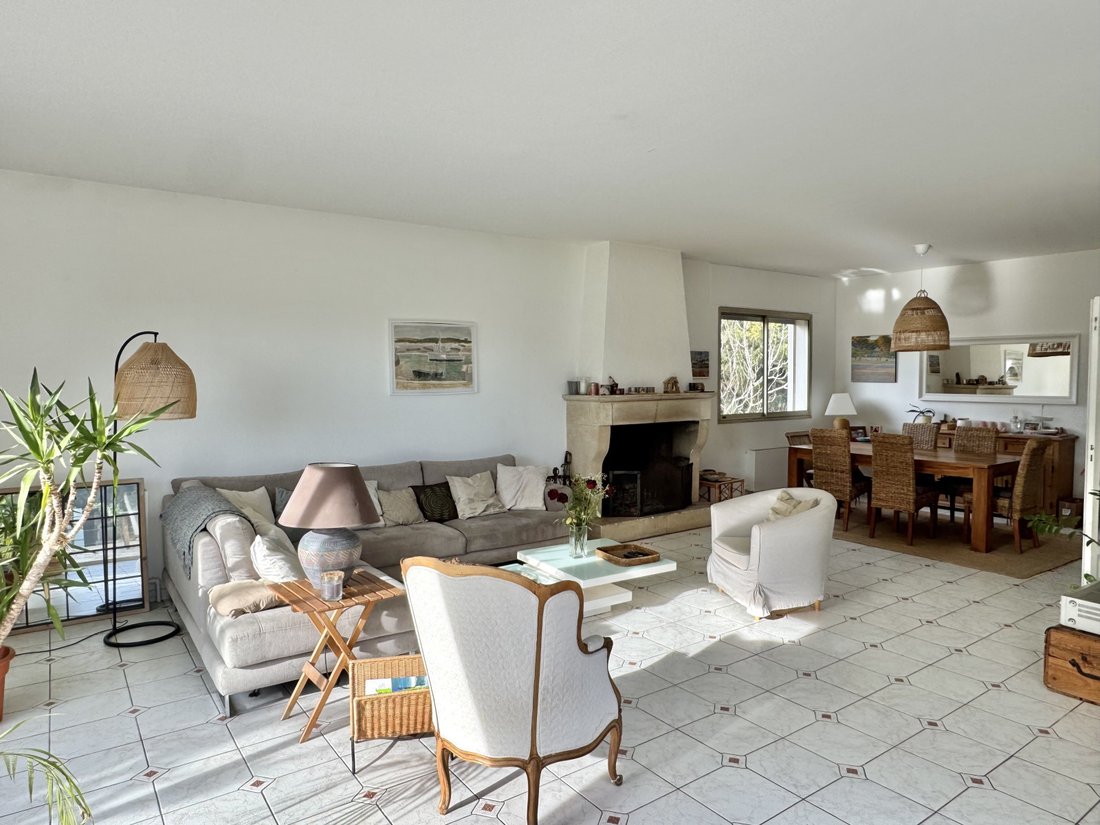 House in Grézieu-la-Varenne, Auvergne-Rhône-Alpes, France 2 - 17557818