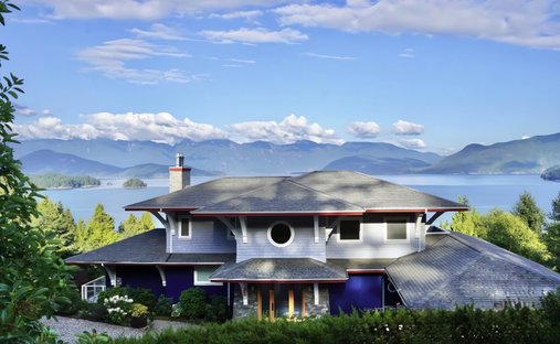 House in Gibsons, British Columbia, Canada 1
