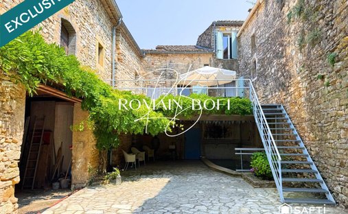 House in Castelnau-Valence, Occitania, France 1