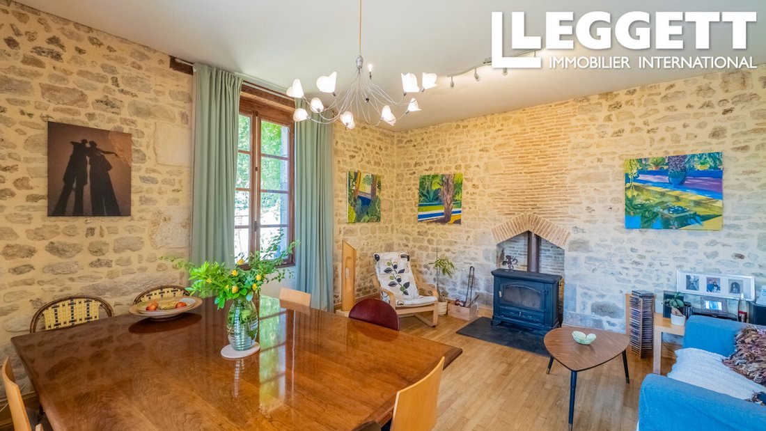 Villa in Charroux, Nouvelle-Aquitaine, France 4 - 15321777