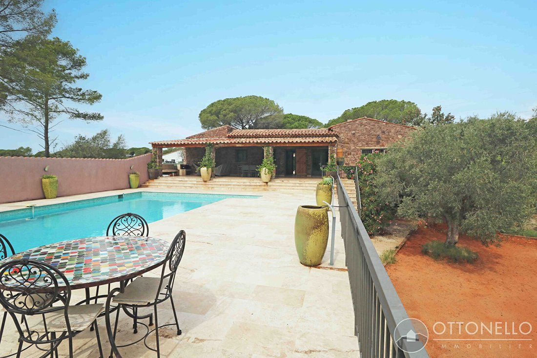 Villa in La Bouverie, Roquebrune-sur-Argens, France 4 - 17556691