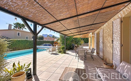 Villa in Ecarts, Roquebrune-sur-Argens, France 1
