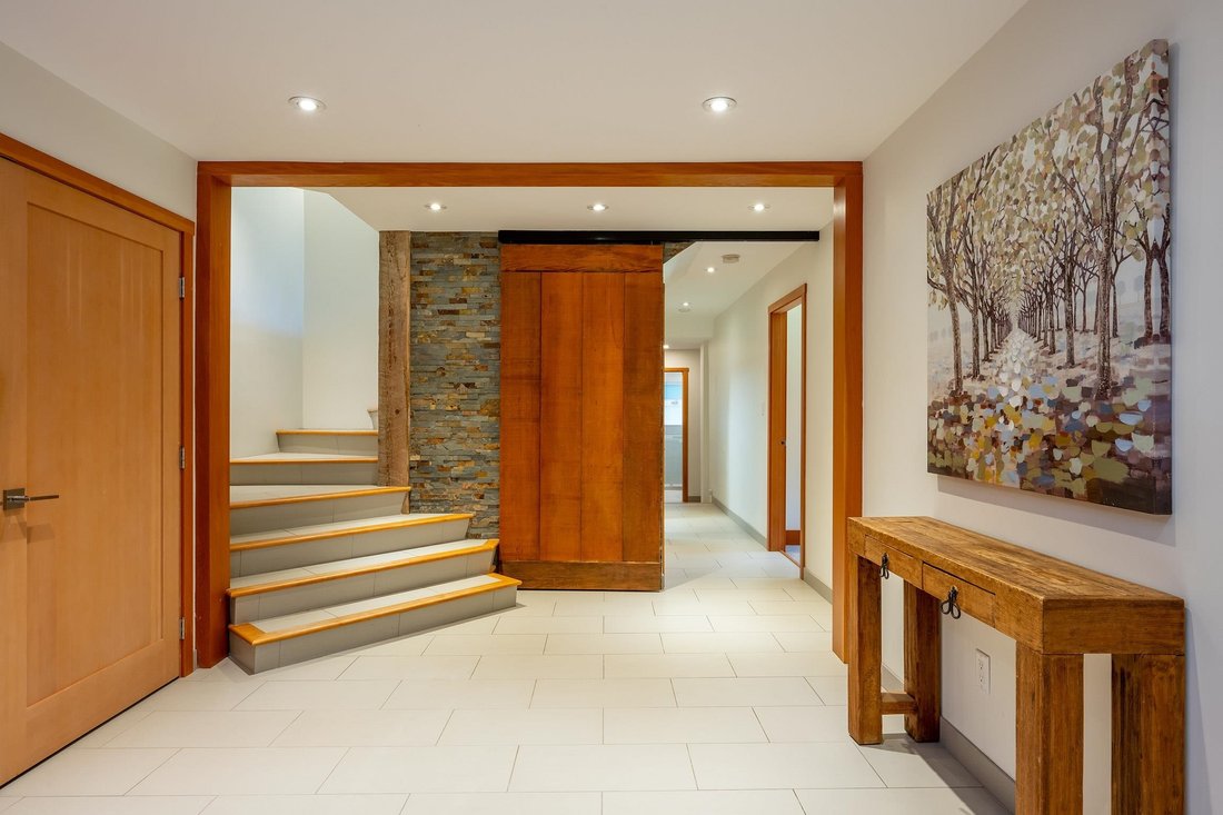 House in Whistler, British Columbia, Canada 2 - 17560792