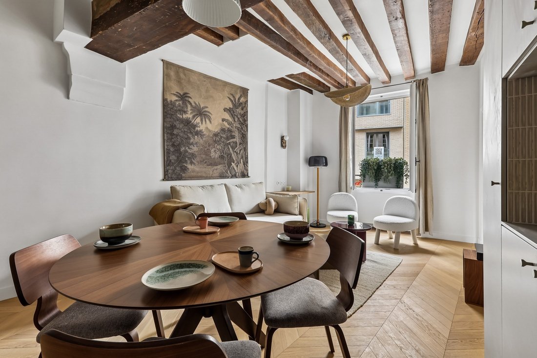 Apartment in Saint Germain des Prés, Paris 6e Arrondissement, Paris 2 - 17563163