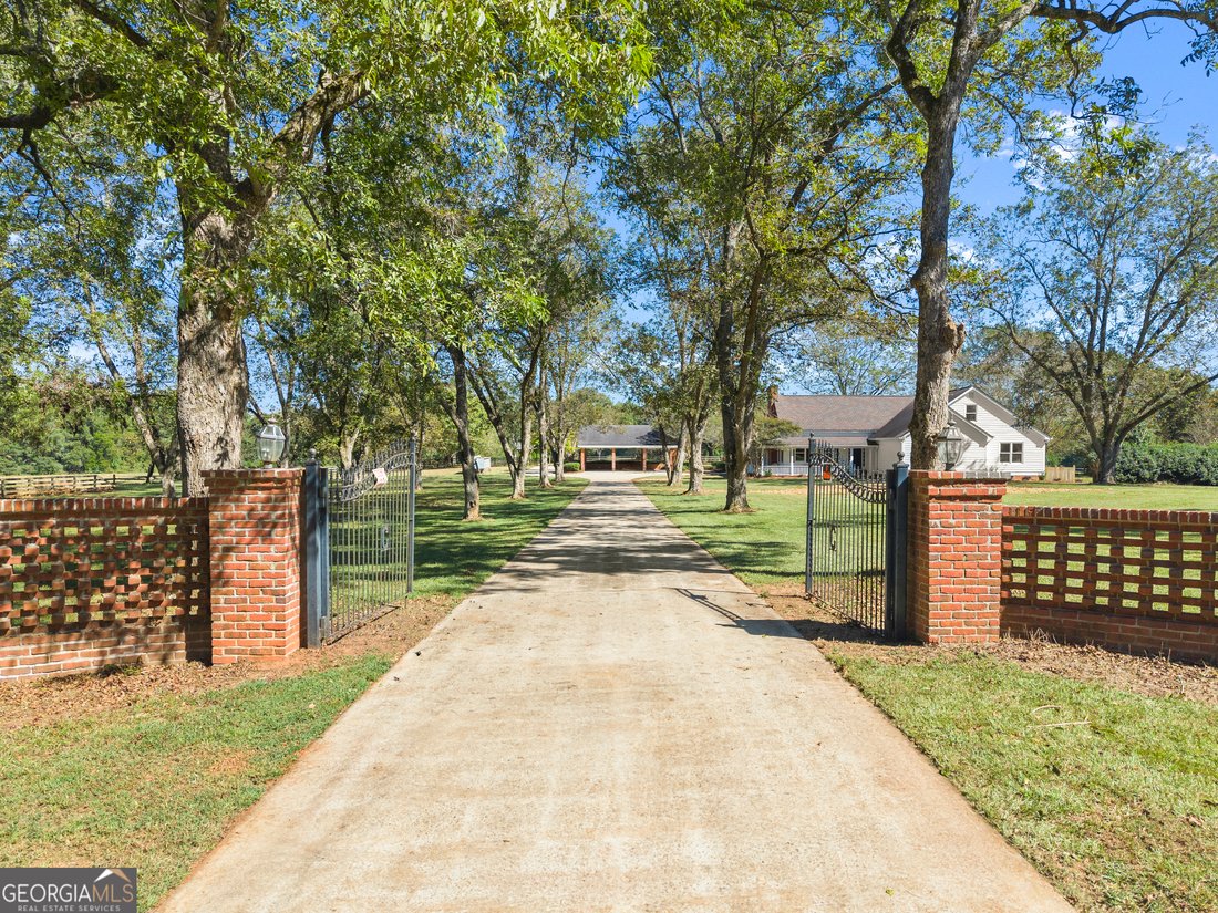 House in Barnesville, Georgia, United States 2 - 17564120