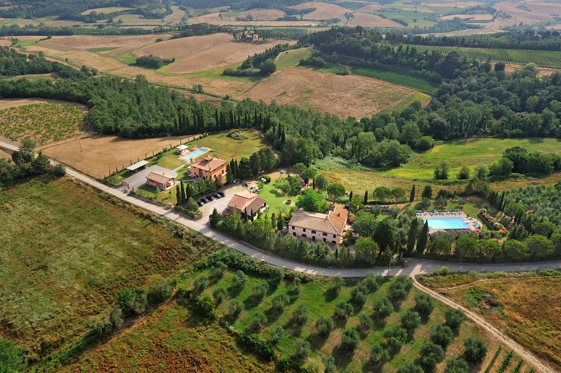 Estate in Peccioli, Tuscany, Italy 1 - 17563589