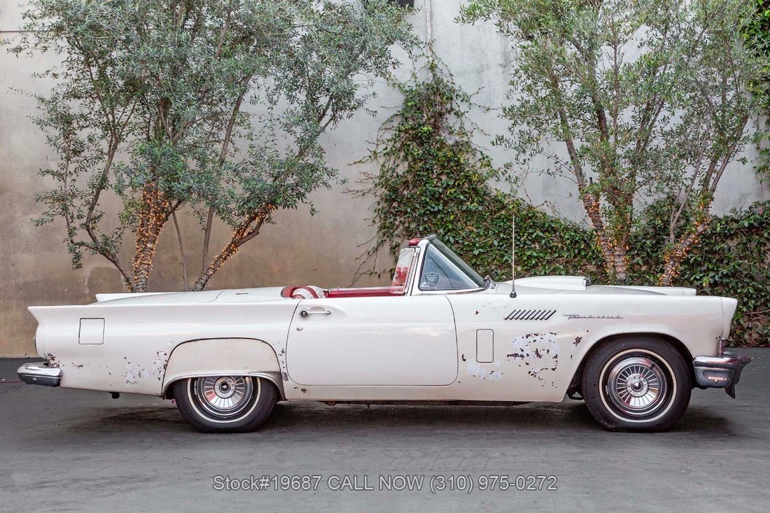 Ford Thunderbird in Los Angeles, CA 4 - 17568826