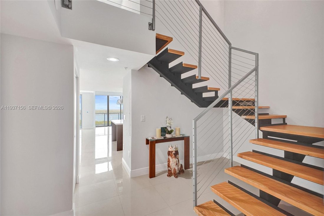 Condo in Miami Beach, Florida, United States 4 - 16870222