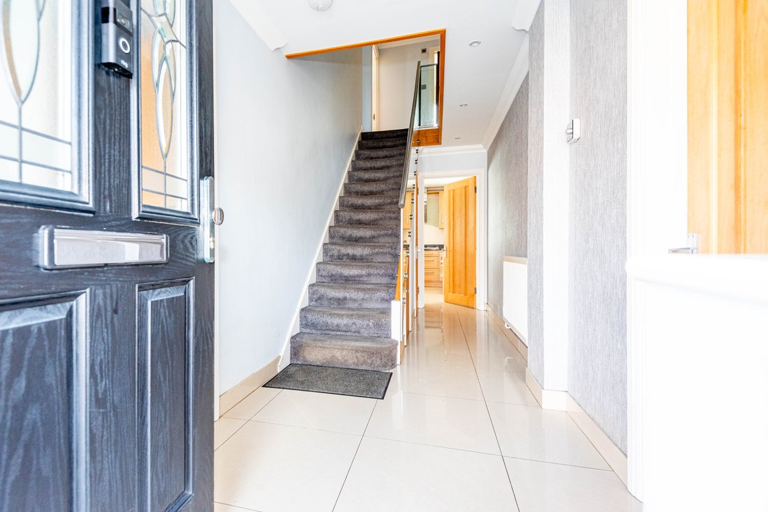 House in Beaumont, Broxbourne, England 3 - 17567233