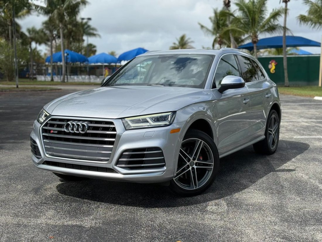 Suv in Pompano Beach, FL, United States 1 - 17561336