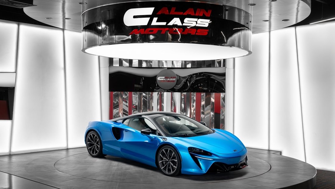 Coupe in Dubai, Dubai, United Arab Emirates 1 - 16700344