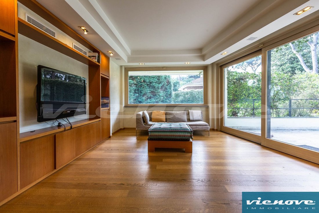 Villa in Eur - Torrino - Giuliano Dalmata, Rome, Lazio 4 - 17556765