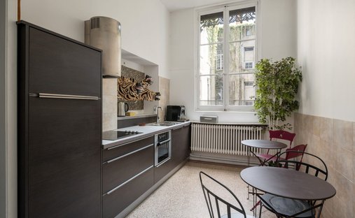 Apartment in Centre-ville - Victor Hugo, Grenoble, France 1