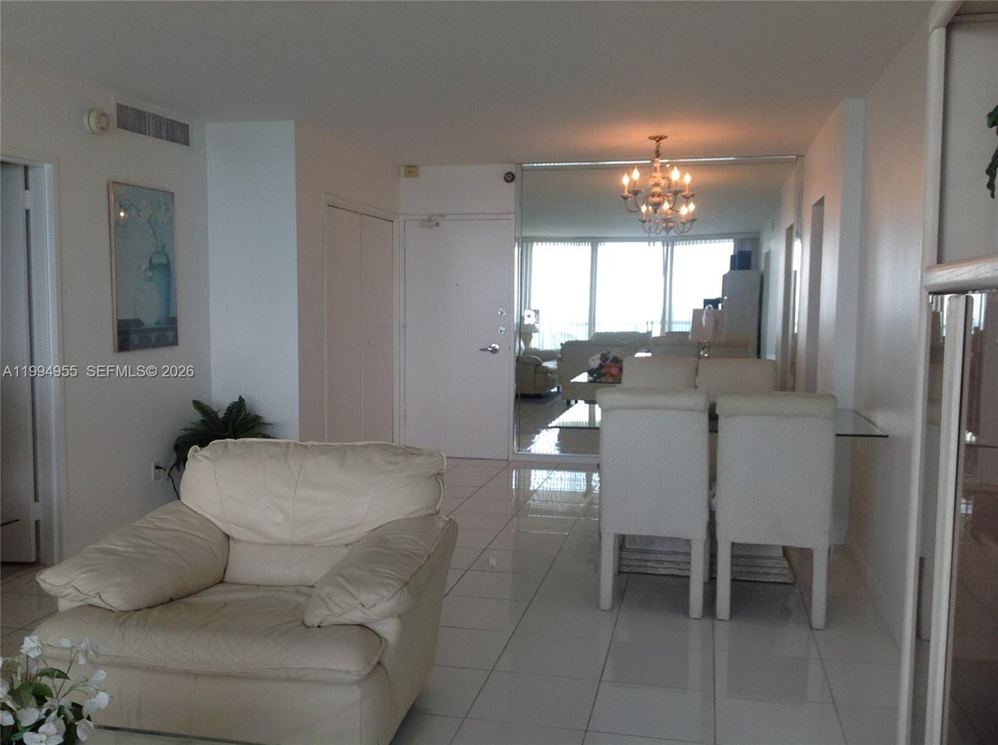 Condo in Miami Beach, Florida, United States 5 - 17565773