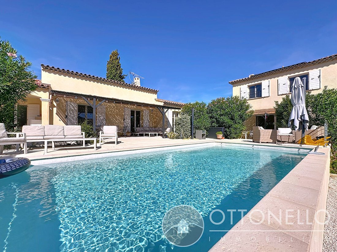 Villa in Ecarts, Roquebrune-sur-Argens, France 4 - 17556661