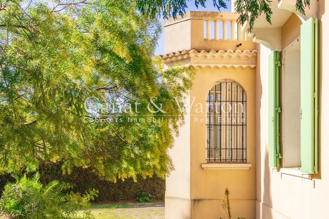 Villa in Aguillon, Toulon, France 3 - 17560675