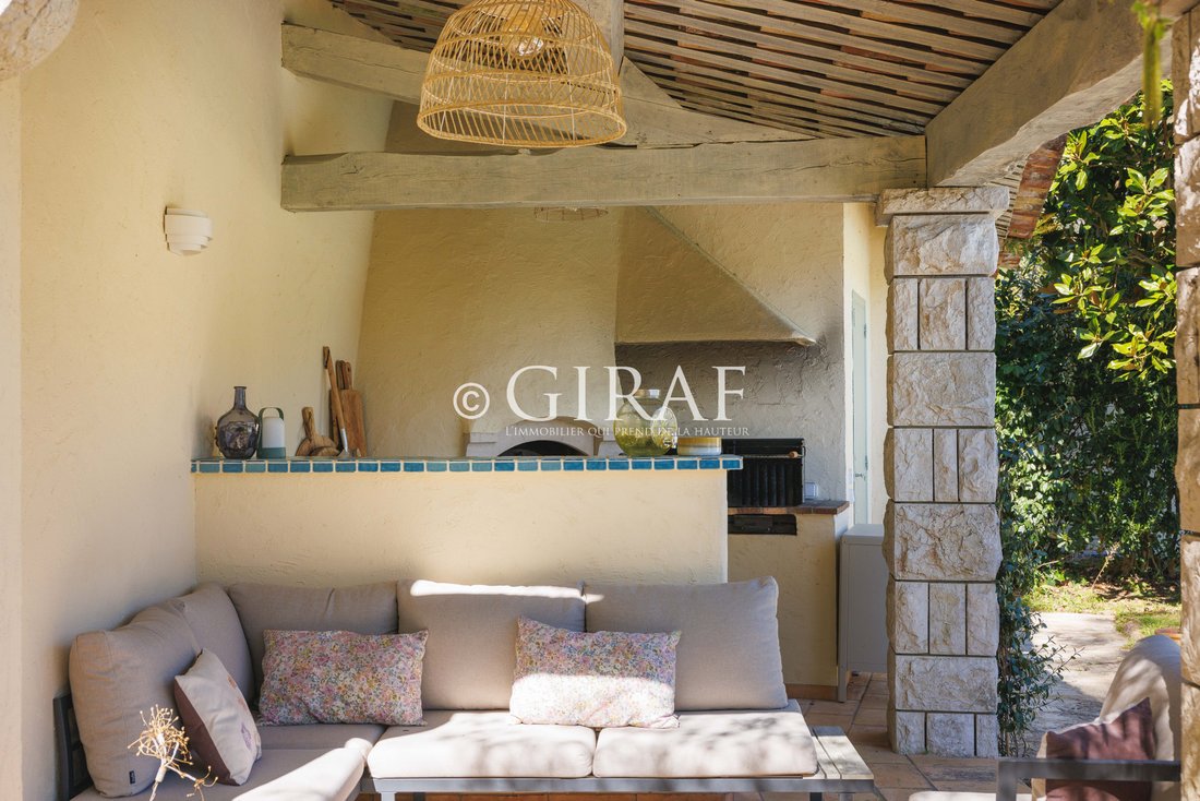 Villa in Saint-Paul-de-Vence, Provence-Alpes-Côte d'Azur, France 4 - 17565975